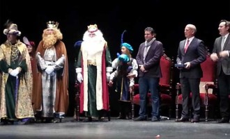 Los Reyes Magos de Oriente reciben la llave de la ciudad de Écija