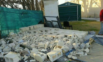 La lluvia y el viento provocan desprendimientos en las instalaciones de Prodis en Écija