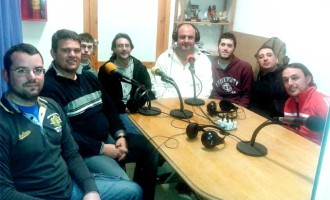 Los alumnos de Formación Profesional de la SAFA de Écija, realizan programas de los Proyectos Emprendedores en Radio SAFA.