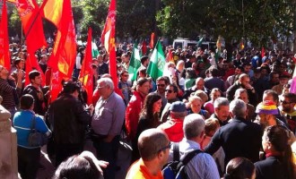 Militantes de IU-Écija participan en Sevilla en la manifestación de las “Marchas de la Dignidad”