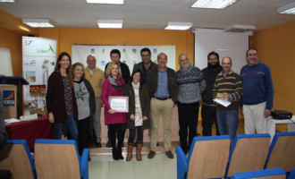 El GDR Campiña-Alcores presenta en Écija el libro “Descubre nuestro Tesoro Azul” destinado a la comunidad educativa.