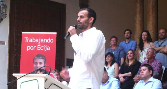 Miguel Angel Bustamante, de Écija, numero uno de Ahora en Comun al Congreso de los Diputados por Sevilla