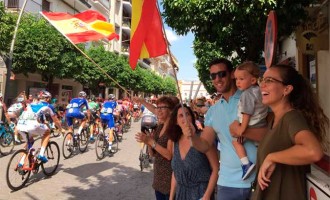 Así se vivió y comentó la Vuelta Ciclista a España por Écija (videos)