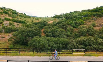 EL GDR CAMPIÑA ALCORES presente en la reunión para trabajar por la propuesta de un nuevo sendero rural que una los municipios de “Caminos de Pasión”